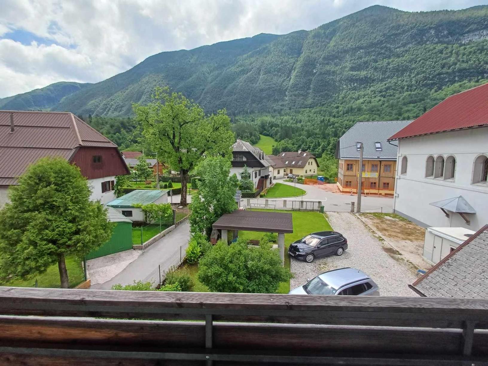 Apartmaji Slatenik Бовец Экстерьер фото